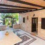 Polismata - Private Residences * Kardamyli