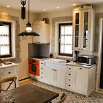 Polismata - Private Residences * Kardhamili