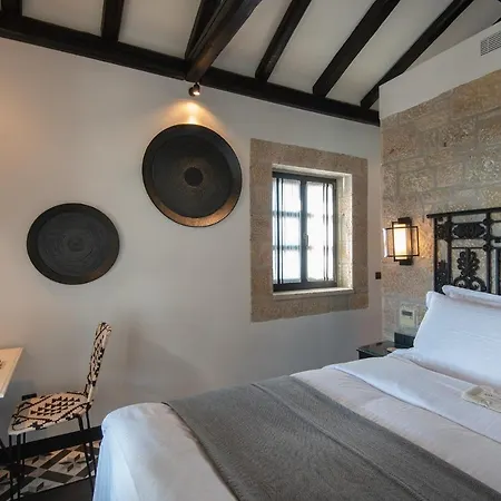 Polismata - Private Residences * Kardhamili