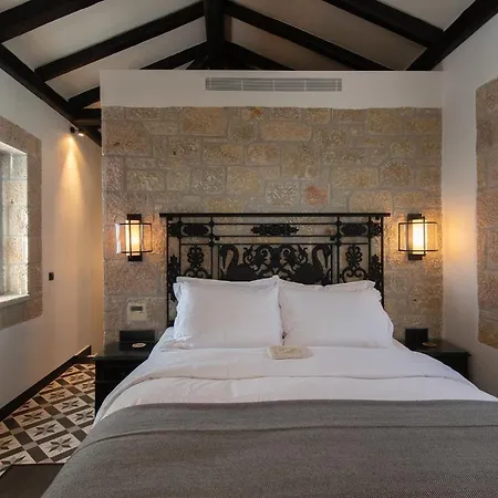 Polismata - Private Residences Kardhamili