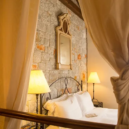 Polismata - Private Residences Kardhamili