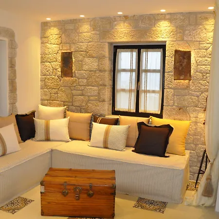 Polismata - Private Residences Kardamyli