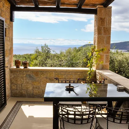 Polismata - Private Residences Kardhamili