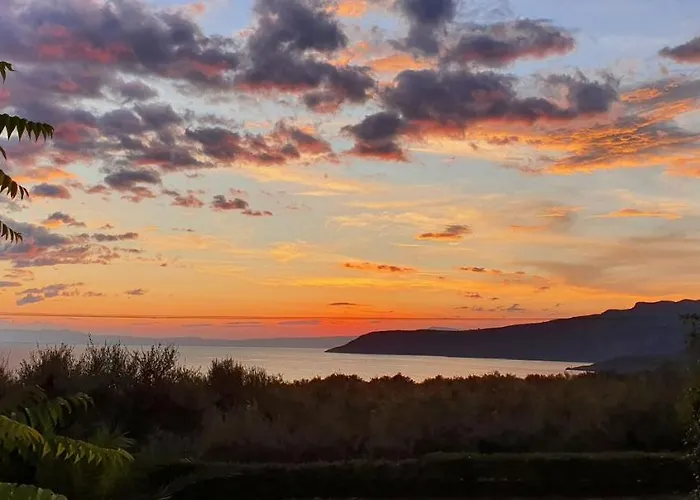 Polismata - Private Residences Дом отдыха Кардамили