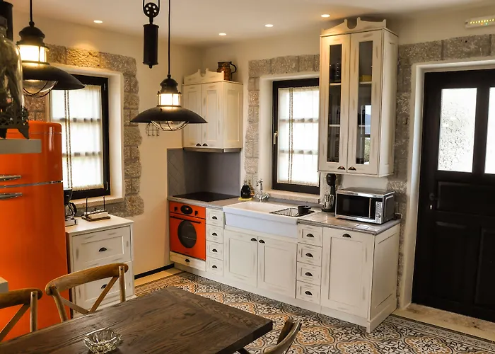 Polismata - Private Residences * Kardamíli