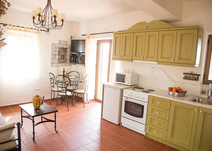 Polismata - Private Residences Kardamíli